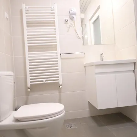 شقة فندقية Zen Roomsandapartments